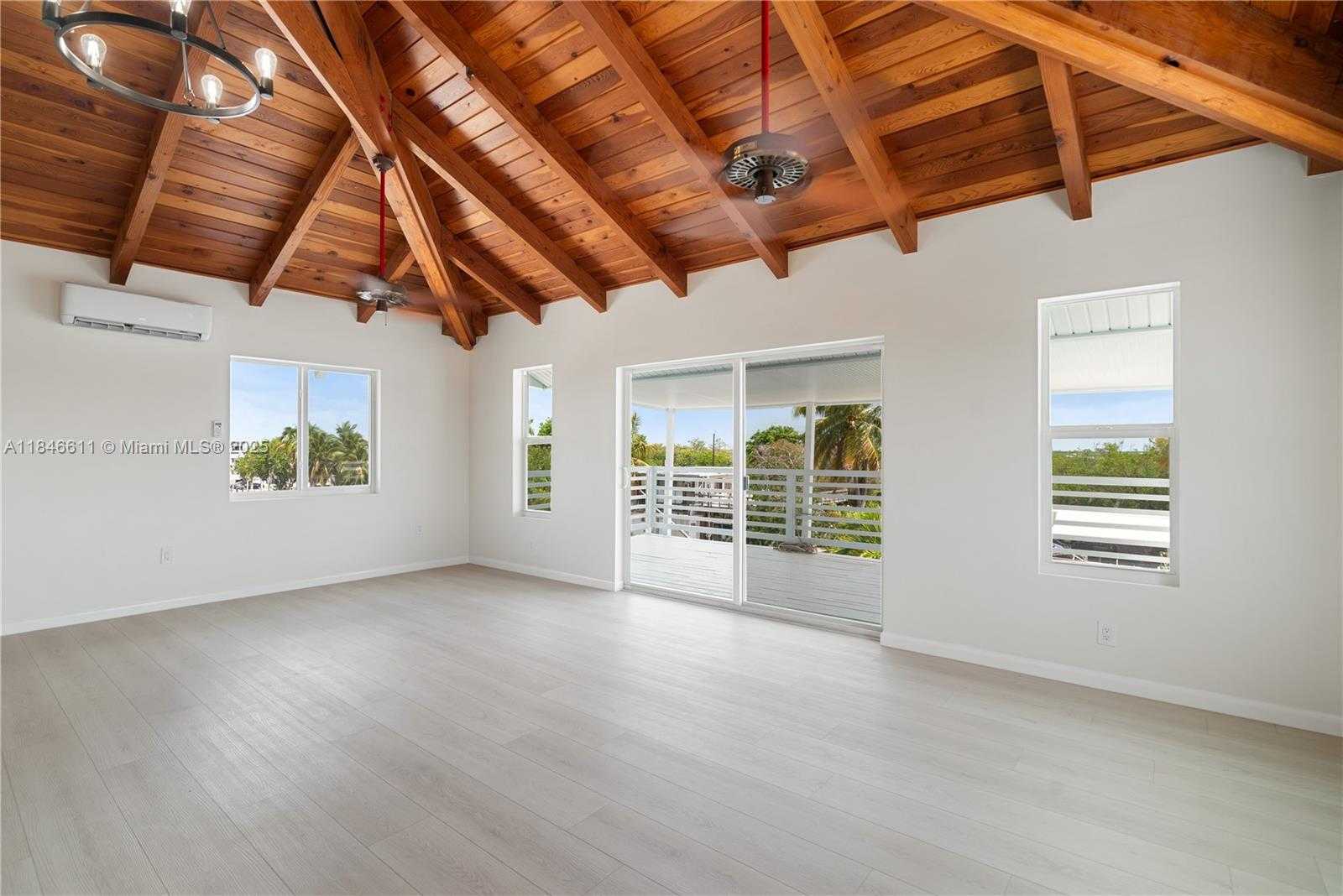 Small Image of 415 BIG PINE RD, Key Largo Number 20