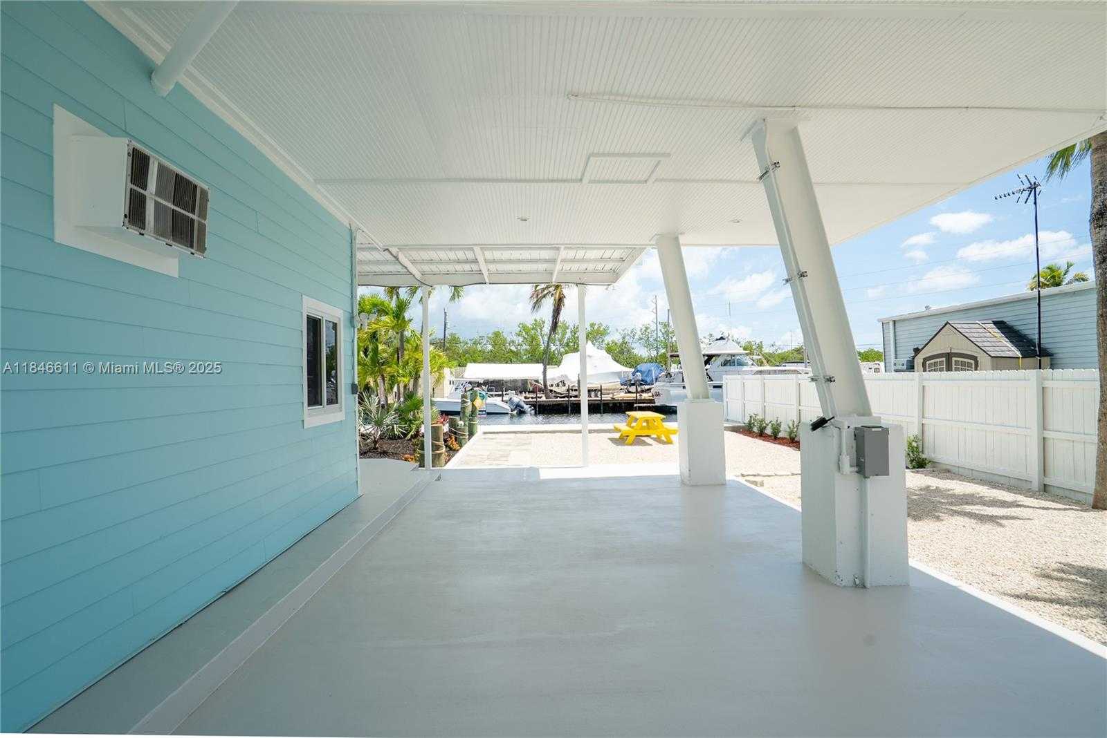 Small Image of 415 BIG PINE RD, Key Largo Number 26