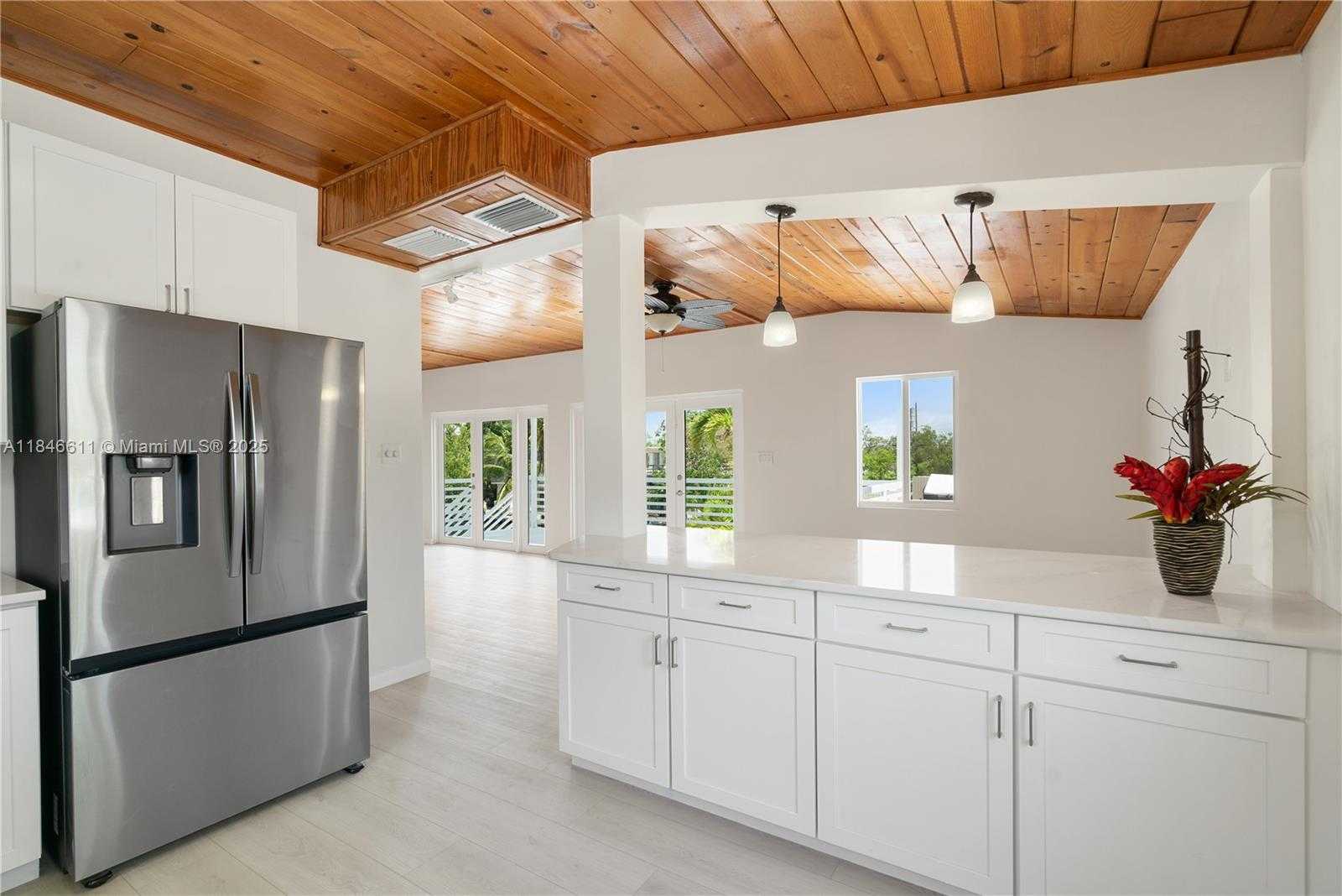 Small Image of 415 BIG PINE RD, Key Largo Number 7