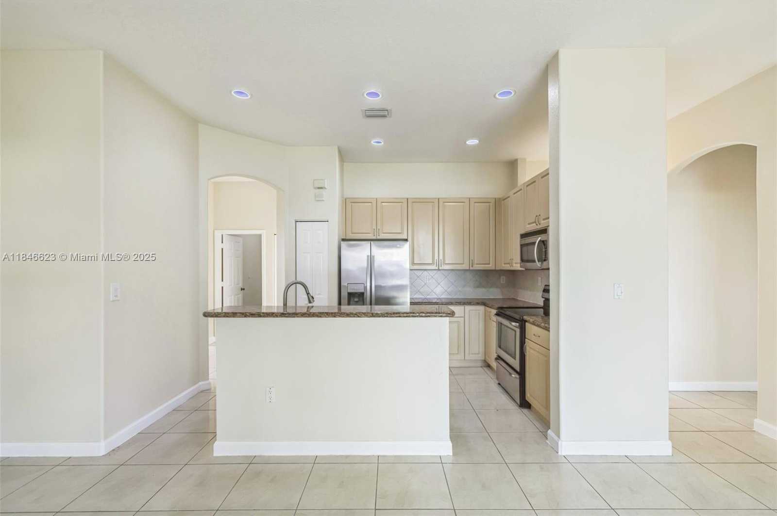 Small Image of 1780 SOUTH EAST 19TH TER, Homestead Number 11