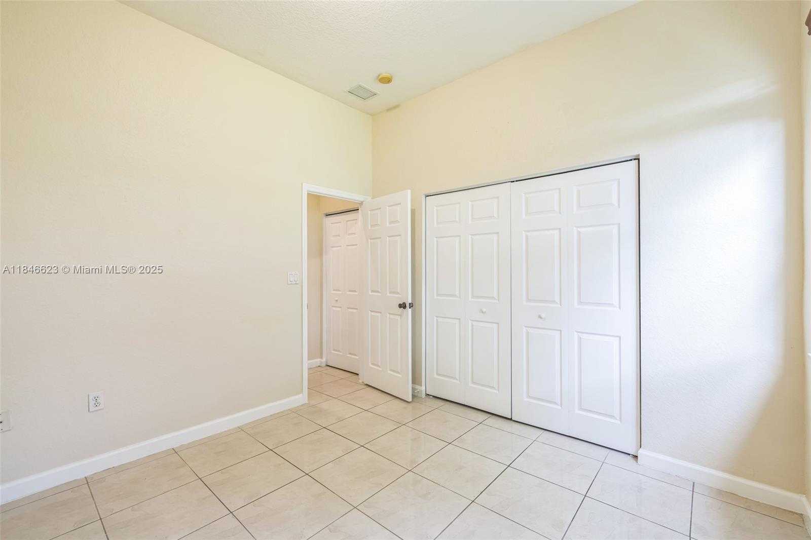 Small Image of 1780 SOUTH EAST 19TH TER, Homestead Number 14