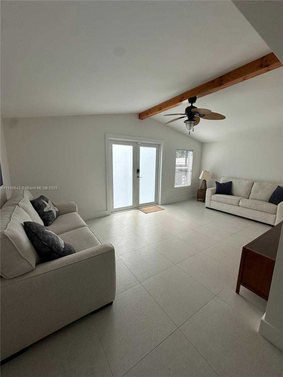 Small Image of 11 MOCKINGBIRD RD, Key Largo Number 10
