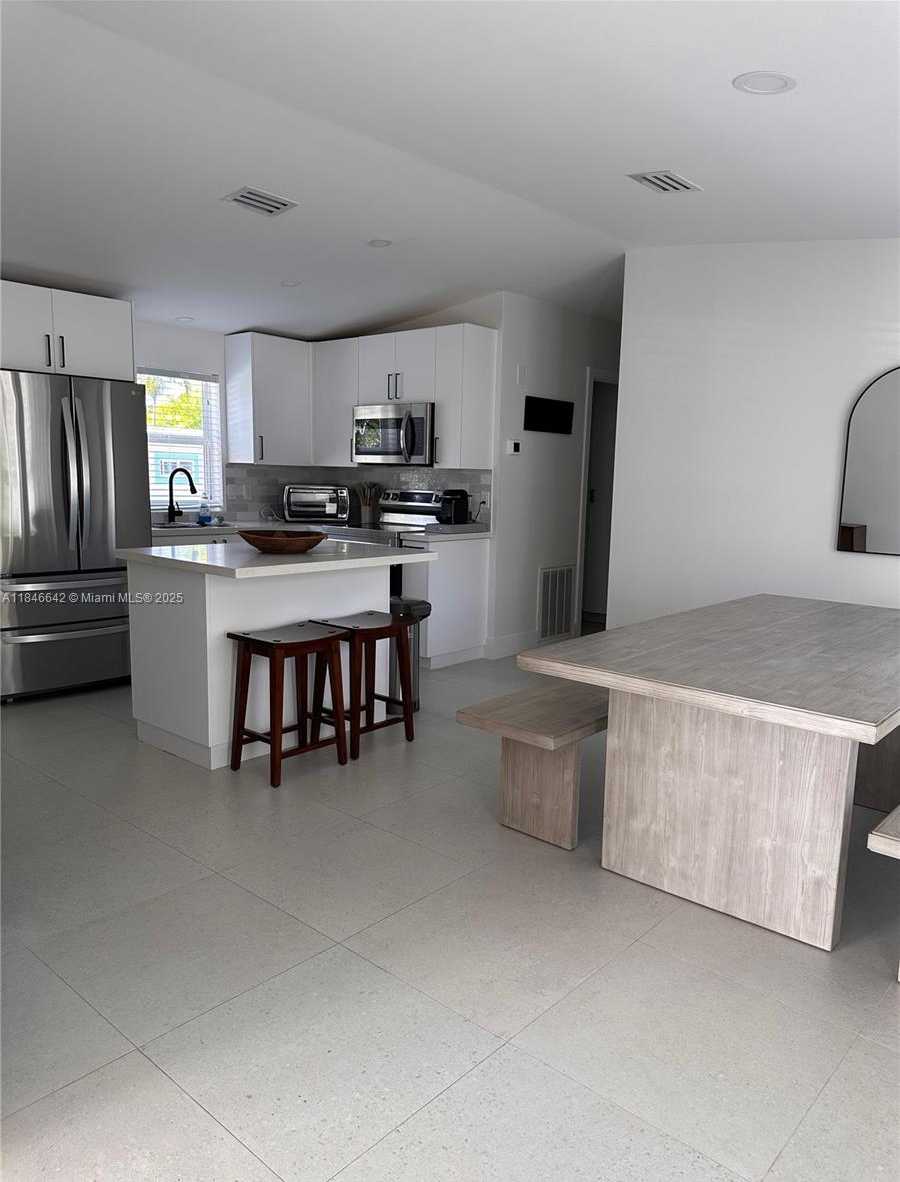Small Image of 11 MOCKINGBIRD RD, Key Largo Number 15