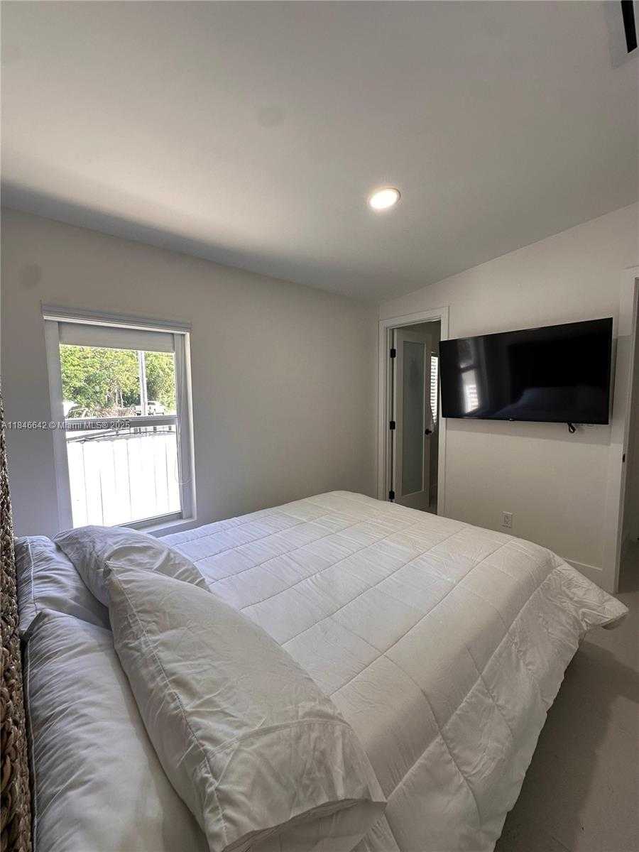 Small Image of 11 MOCKINGBIRD RD, Key Largo Number 17
