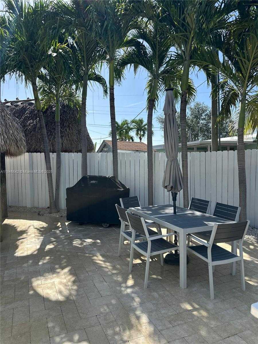 Small Image of 11 MOCKINGBIRD RD, Key Largo Number 5