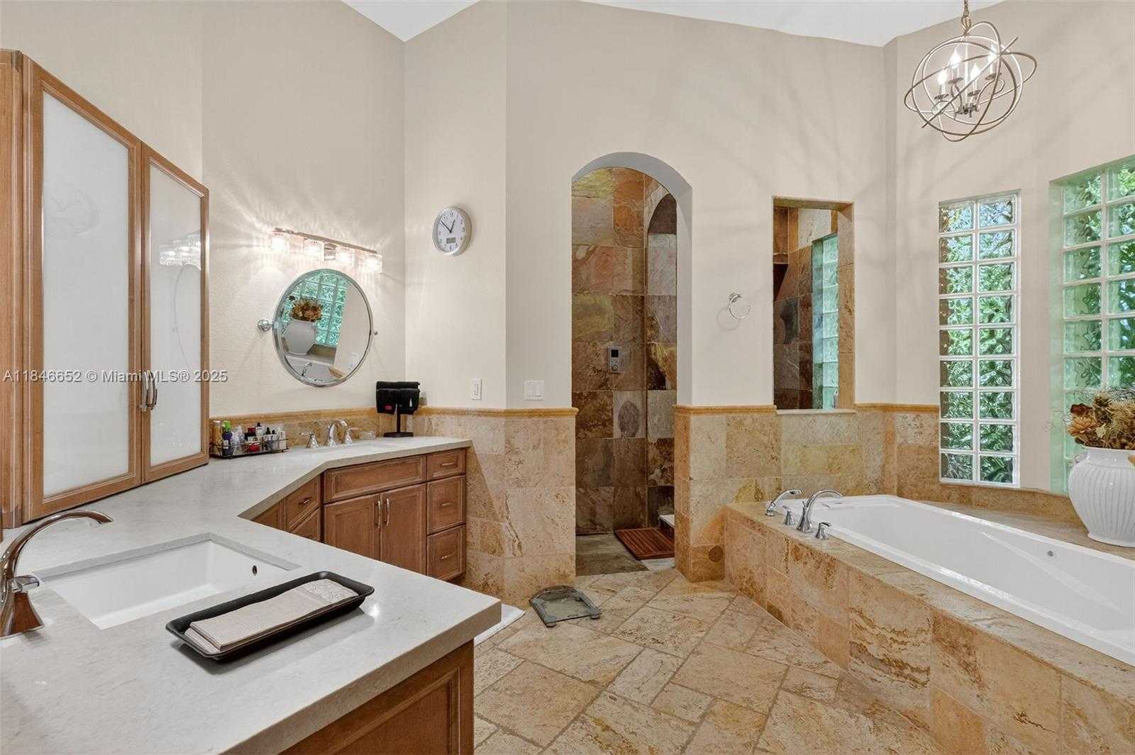 Small Image of 8920 SOUTH WEST 162ND TER, Palmetto Bay Number 33