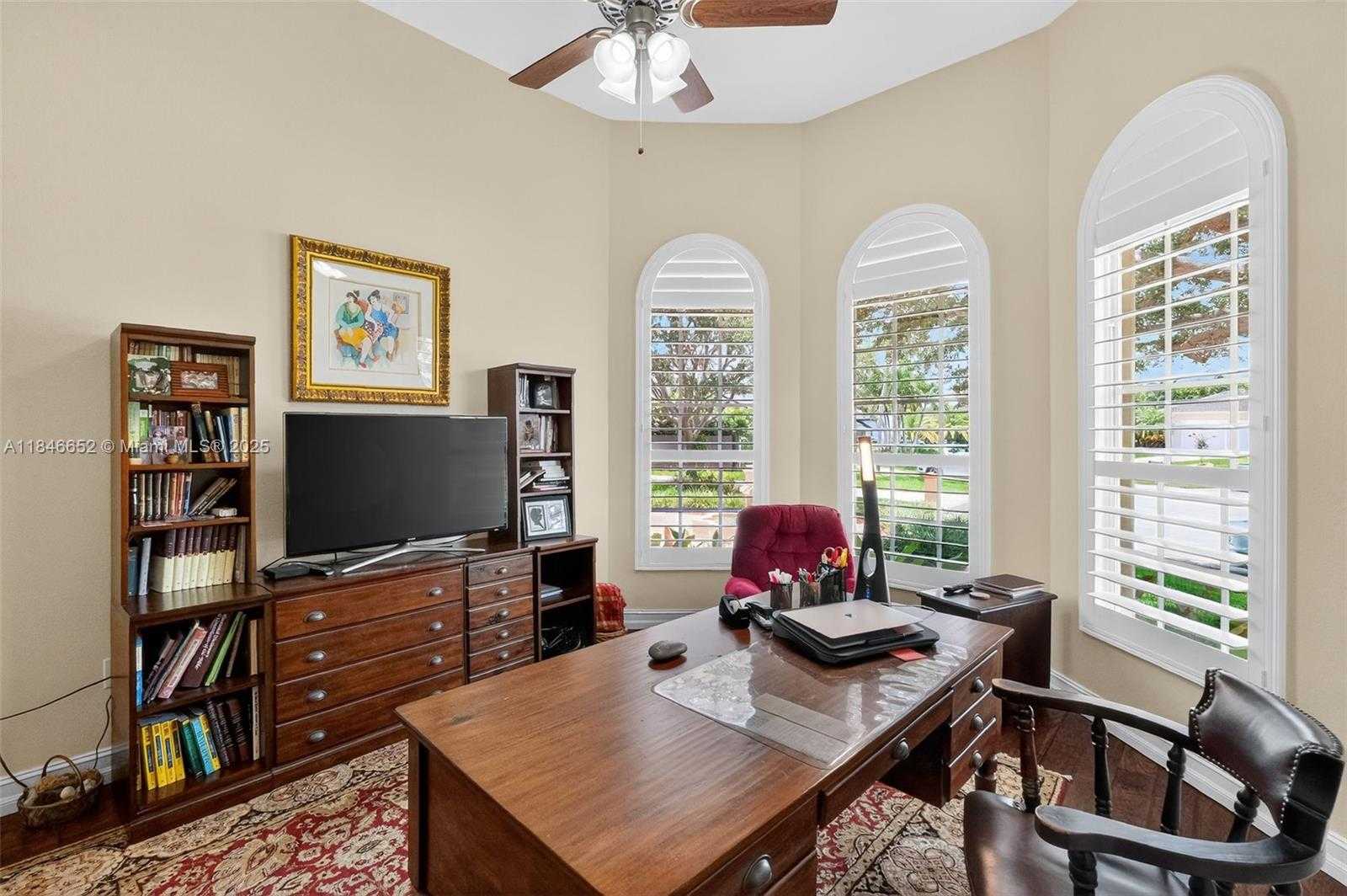 Small Image of 8920 SOUTH WEST 162ND TER, Palmetto Bay Number 38