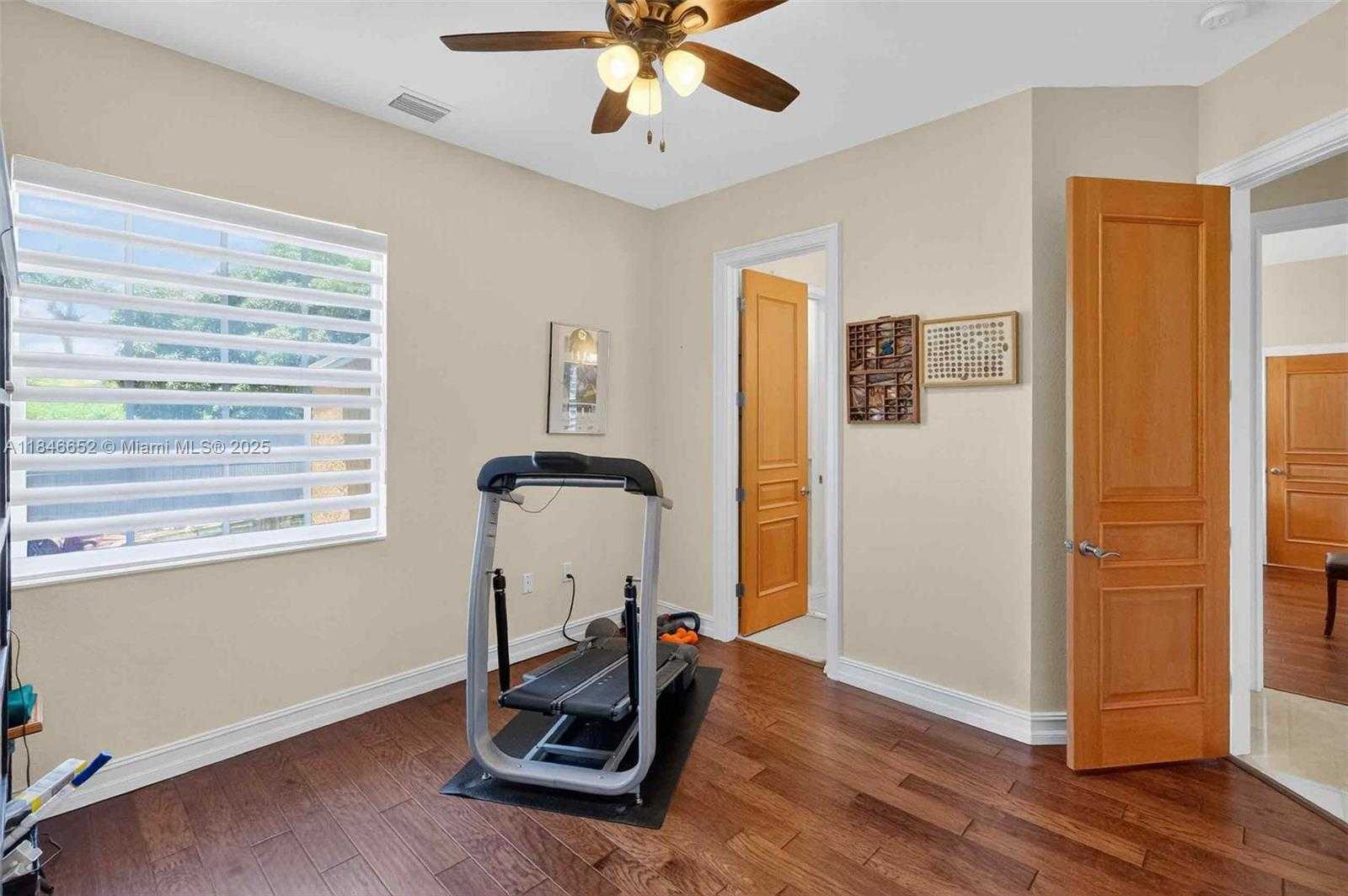 Small Image of 8920 SOUTH WEST 162ND TER, Palmetto Bay Number 41