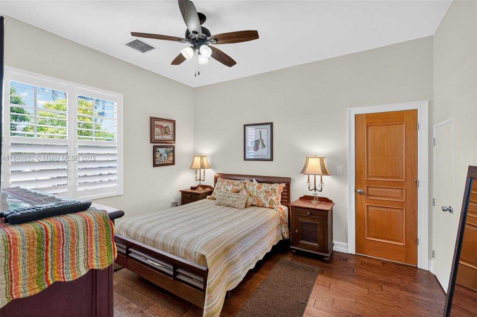 Small Image of 8920 SOUTH WEST 162ND TER, Palmetto Bay Number 47