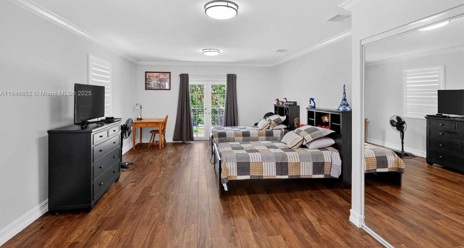 Small Image of 8920 SOUTH WEST 162ND TER, Palmetto Bay Number 51