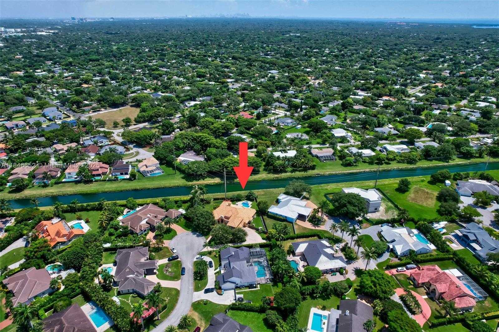 Small Image of 8920 SOUTH WEST 162ND TER, Palmetto Bay Number 74