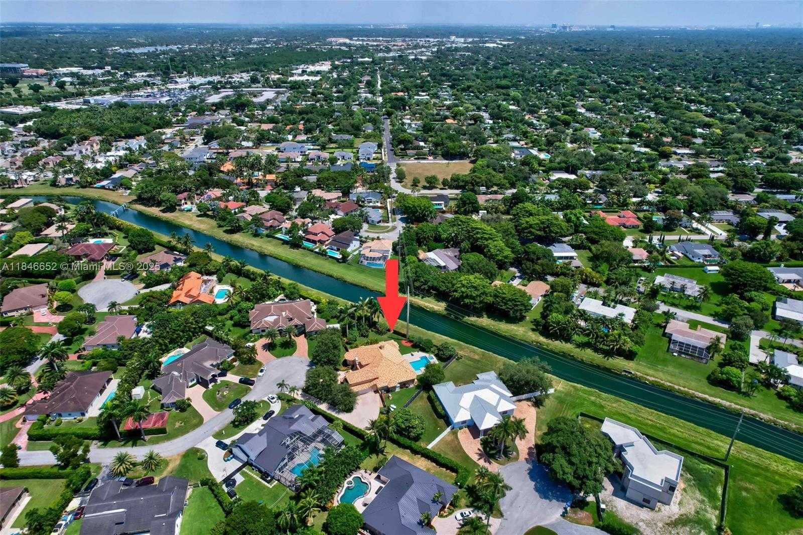 Small Image of 8920 SOUTH WEST 162ND TER, Palmetto Bay Number 75