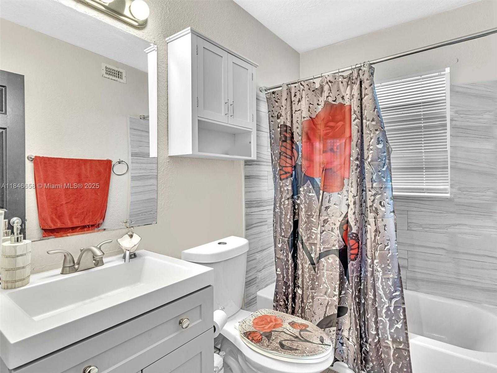Small Image of 1930 NORTH WEST 12TH AVE, Fort Lauderdale Number 25