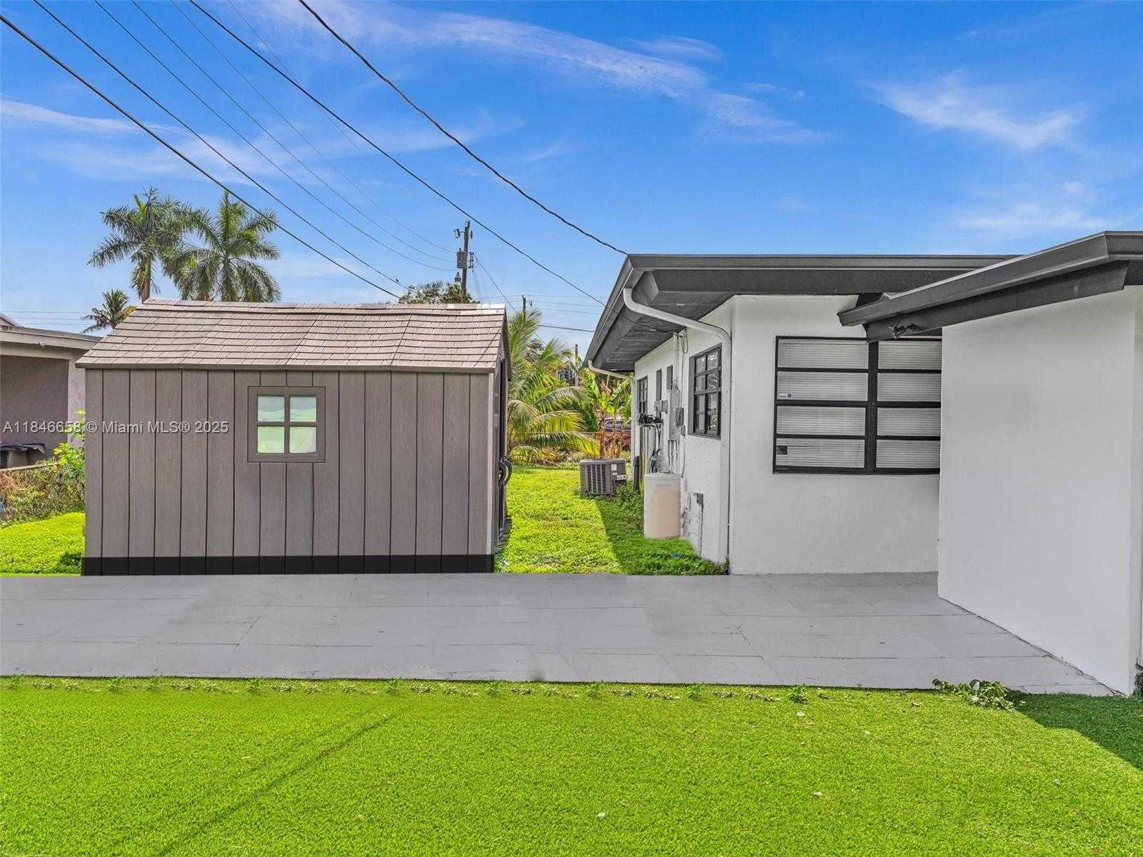 Small Image of 1930 NORTH WEST 12TH AVE, Fort Lauderdale Number 32