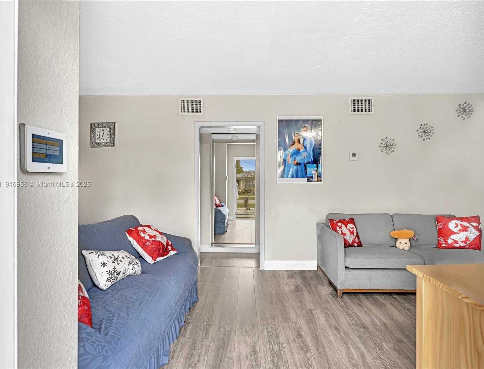 Small Image of 1930 NORTH WEST 12TH AVE, Fort Lauderdale Number 8