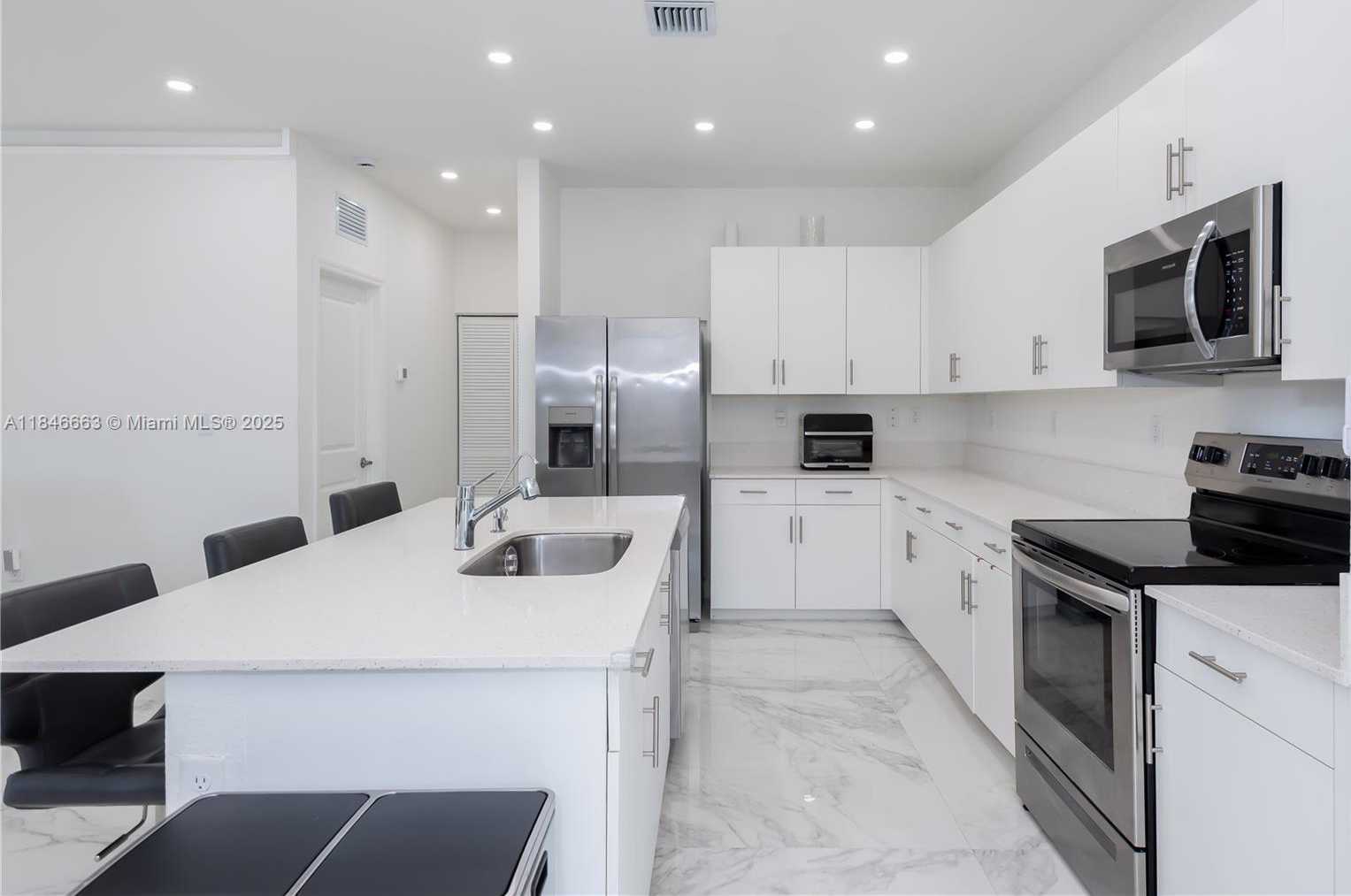 Small Image of 11911 SOUTH WEST 239TH ST, Homestead Number 12