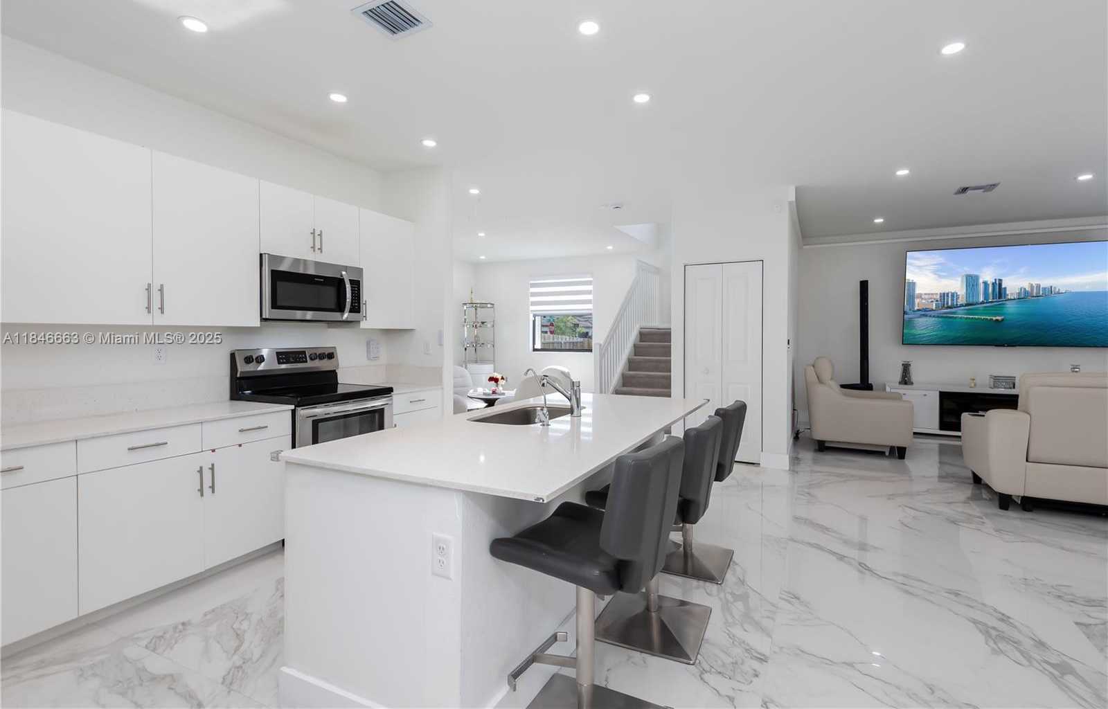 Small Image of 11911 SOUTH WEST 239TH ST, Homestead Number 15