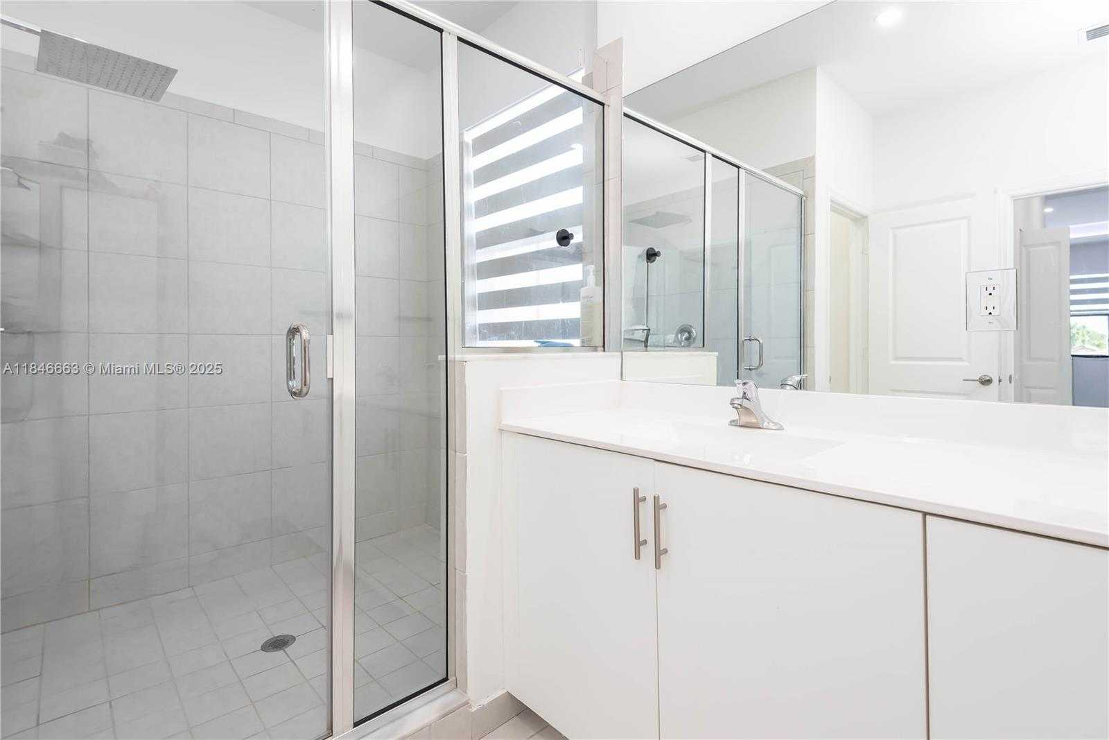 Small Image of 11911 SOUTH WEST 239TH ST, Homestead Number 31