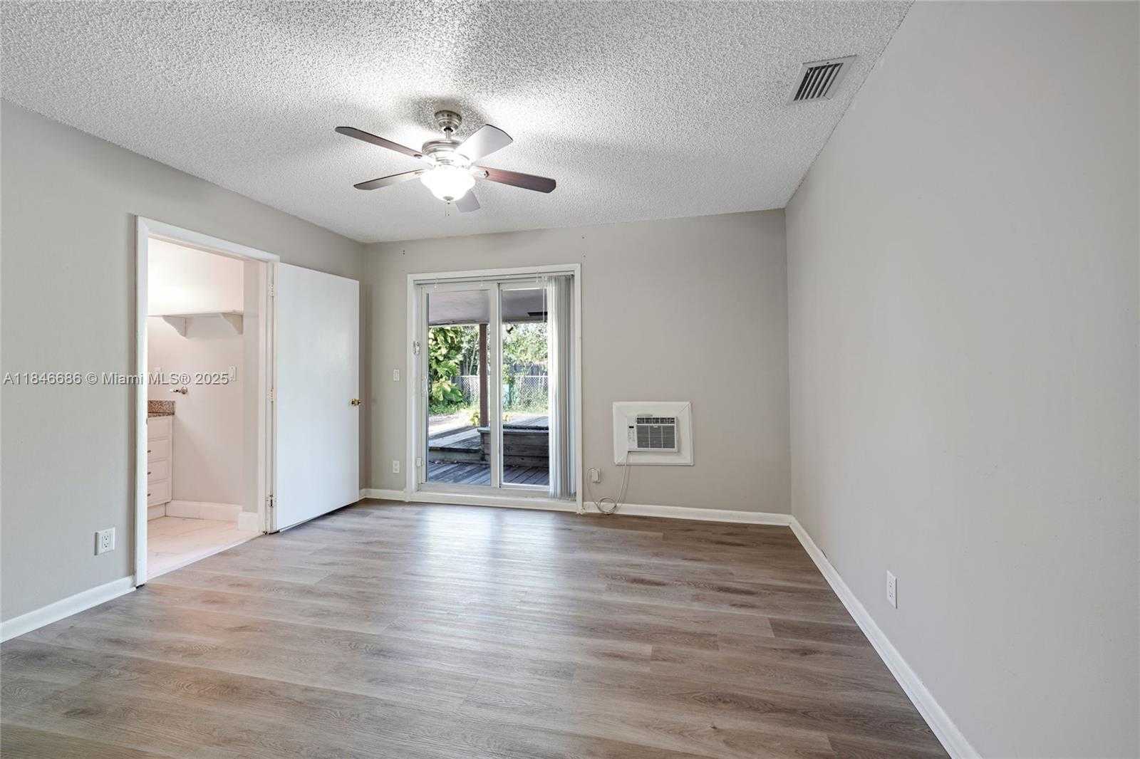 Small Image of 7801 NORTH WEST 40TH ST, Coral Springs Number 31