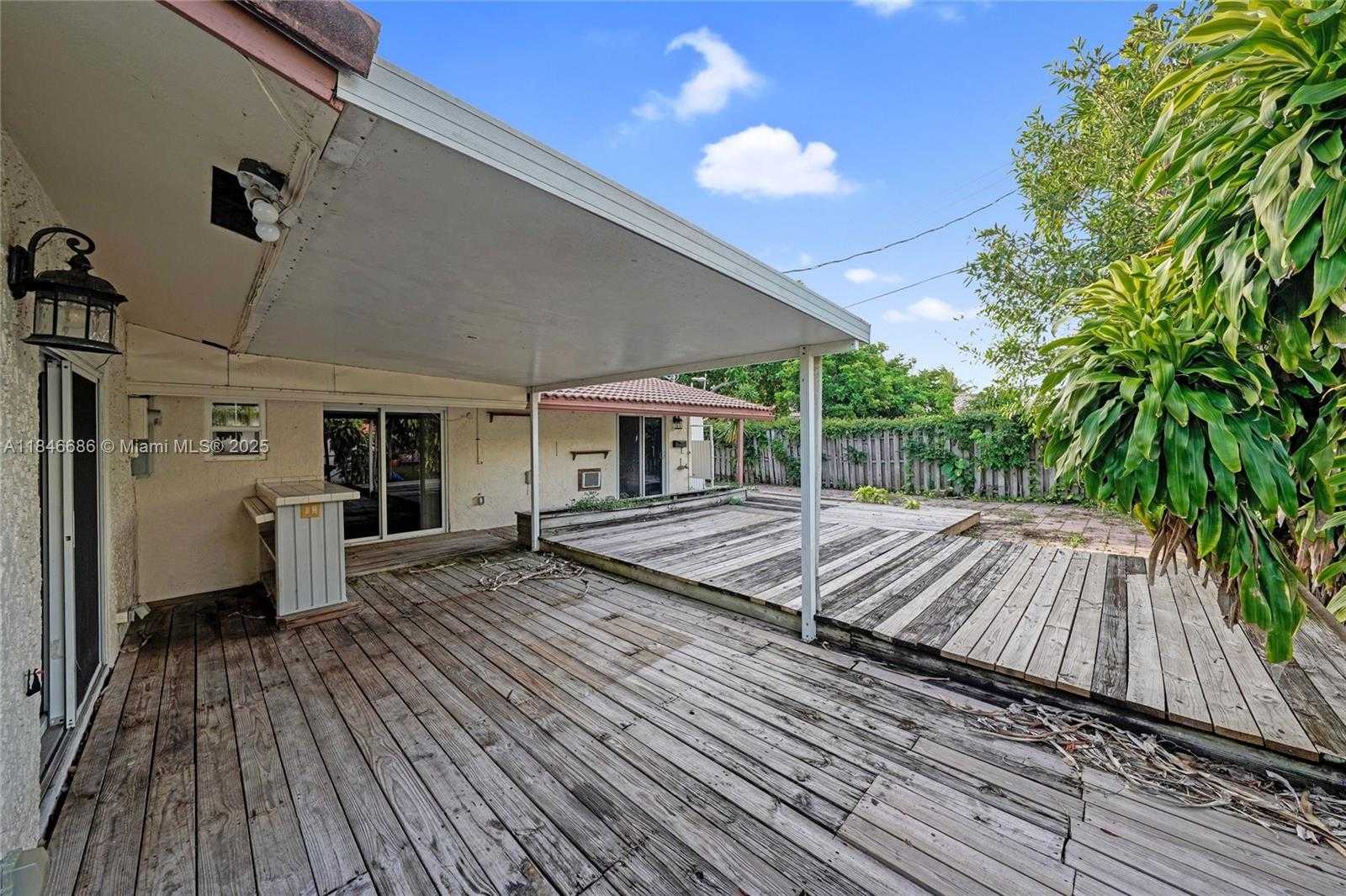 Small Image of 7801 NORTH WEST 40TH ST, Coral Springs Number 38