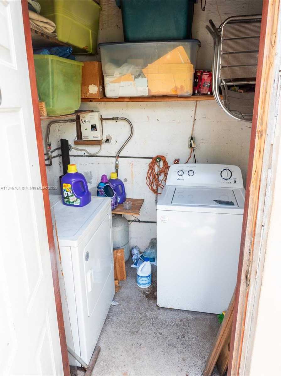 Small Image of 1565 NORTH WEST 127TH ST, North Miami Number 12