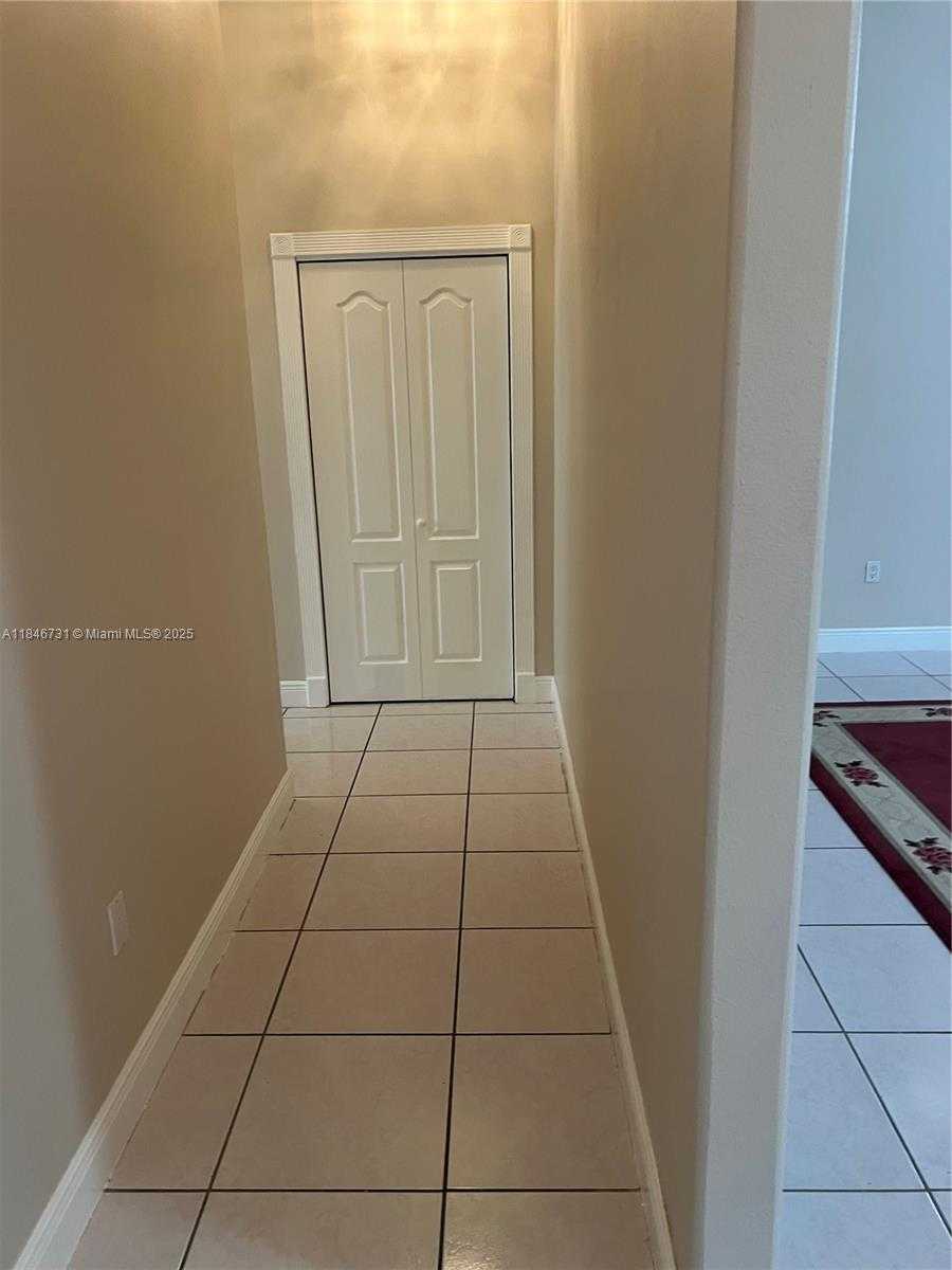 Small Image of 8455 NORTH WEST 169TH TER, Miami Lakes Number 15
