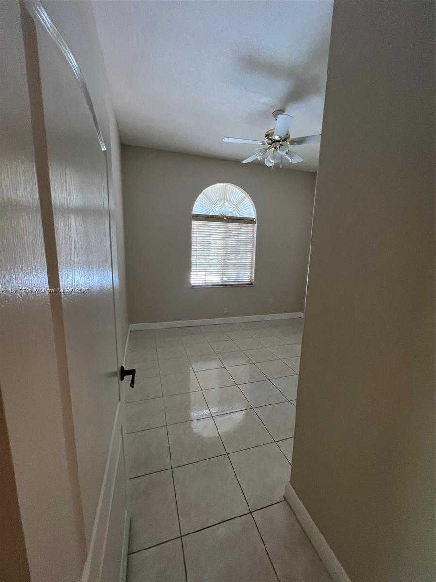 Small Image of 8455 NORTH WEST 169TH TER, Miami Lakes Number 21