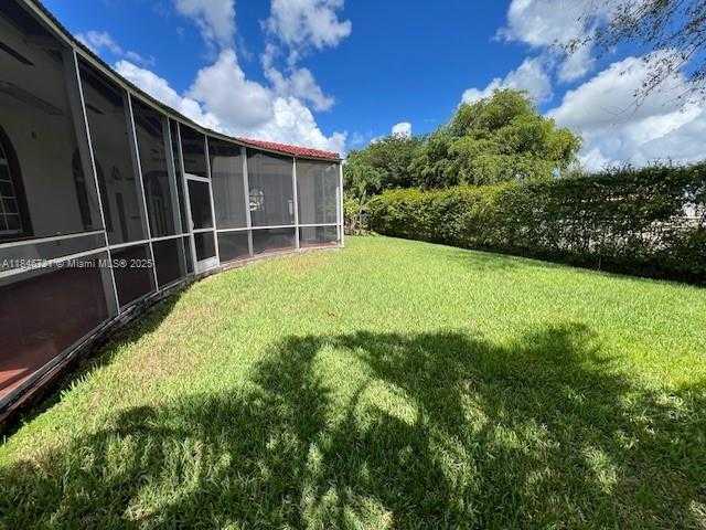 Small Image of 8455 NORTH WEST 169TH TER, Miami Lakes Number 37