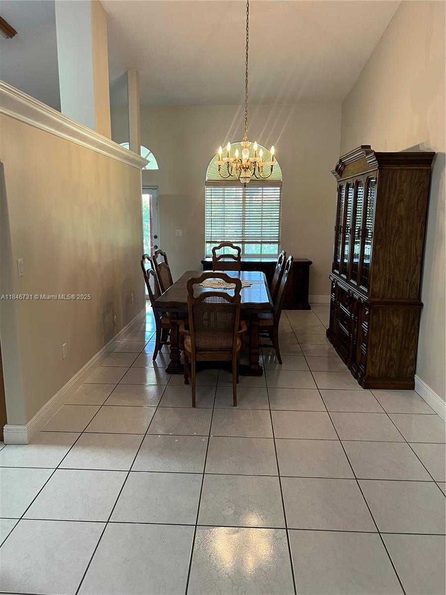 Small Image of 8455 NORTH WEST 169TH TER, Miami Lakes Number 6