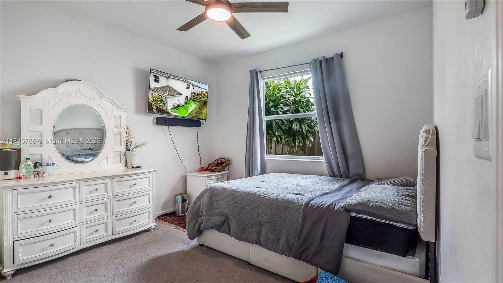 Small Image of 1382 SOUTH EAST 26TH RD, Homestead Number 11