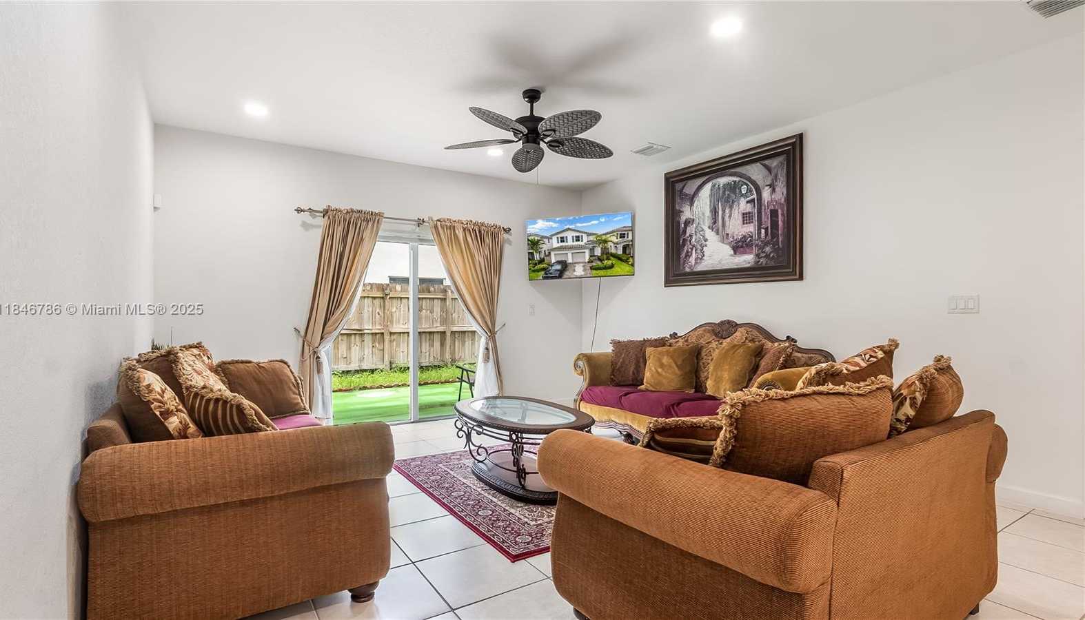 Small Image of 1382 SOUTH EAST 26TH RD, Homestead Number 20