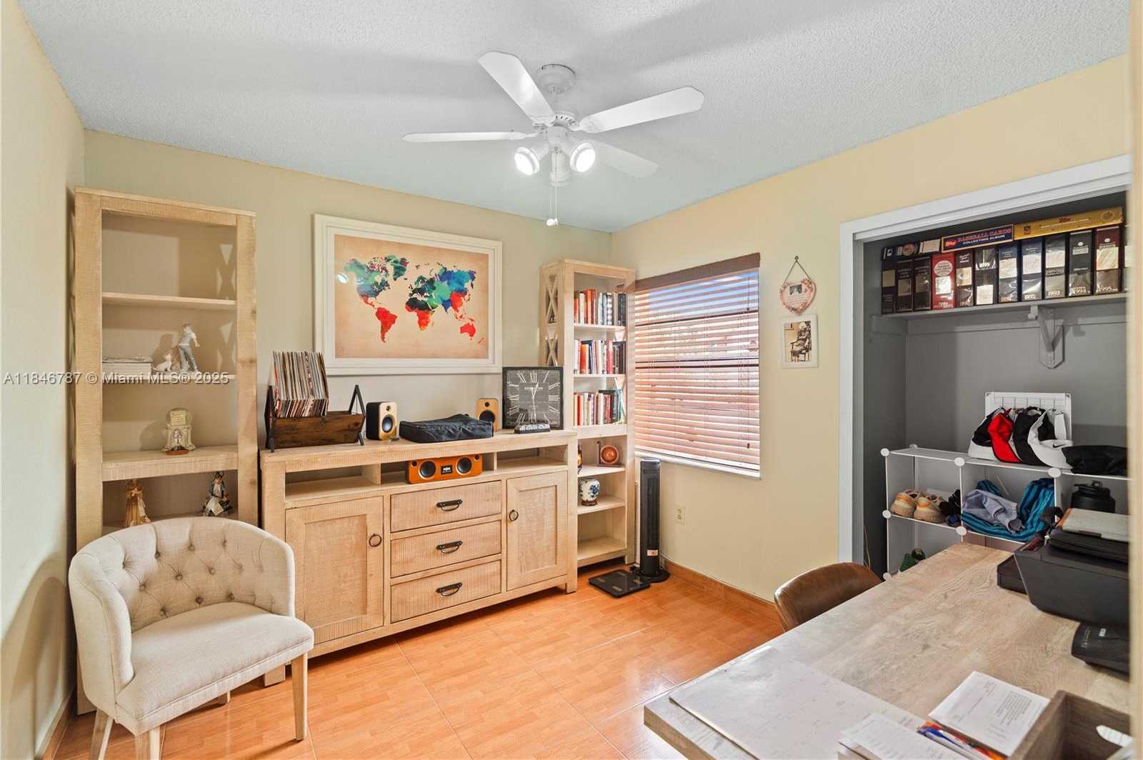 Small Image of 9737 SOUTH WEST 7TH ST, Miami Number 16