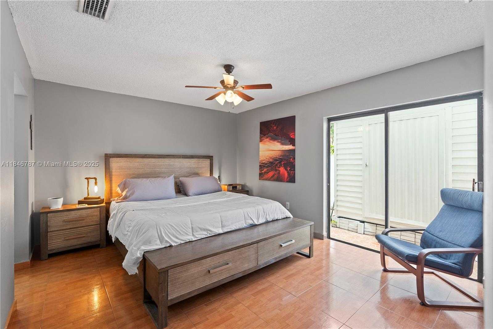 Small Image of 9737 SOUTH WEST 7TH ST, Miami Number 19