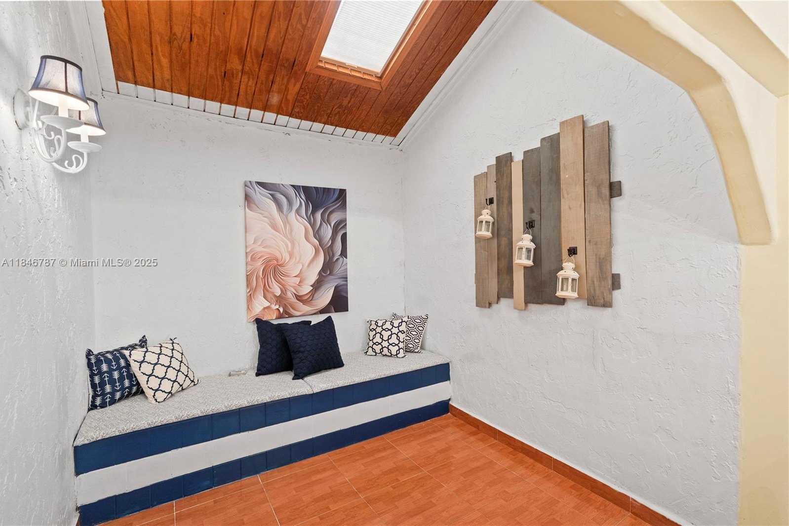 Small Image of 9737 SOUTH WEST 7TH ST, Miami Number 8