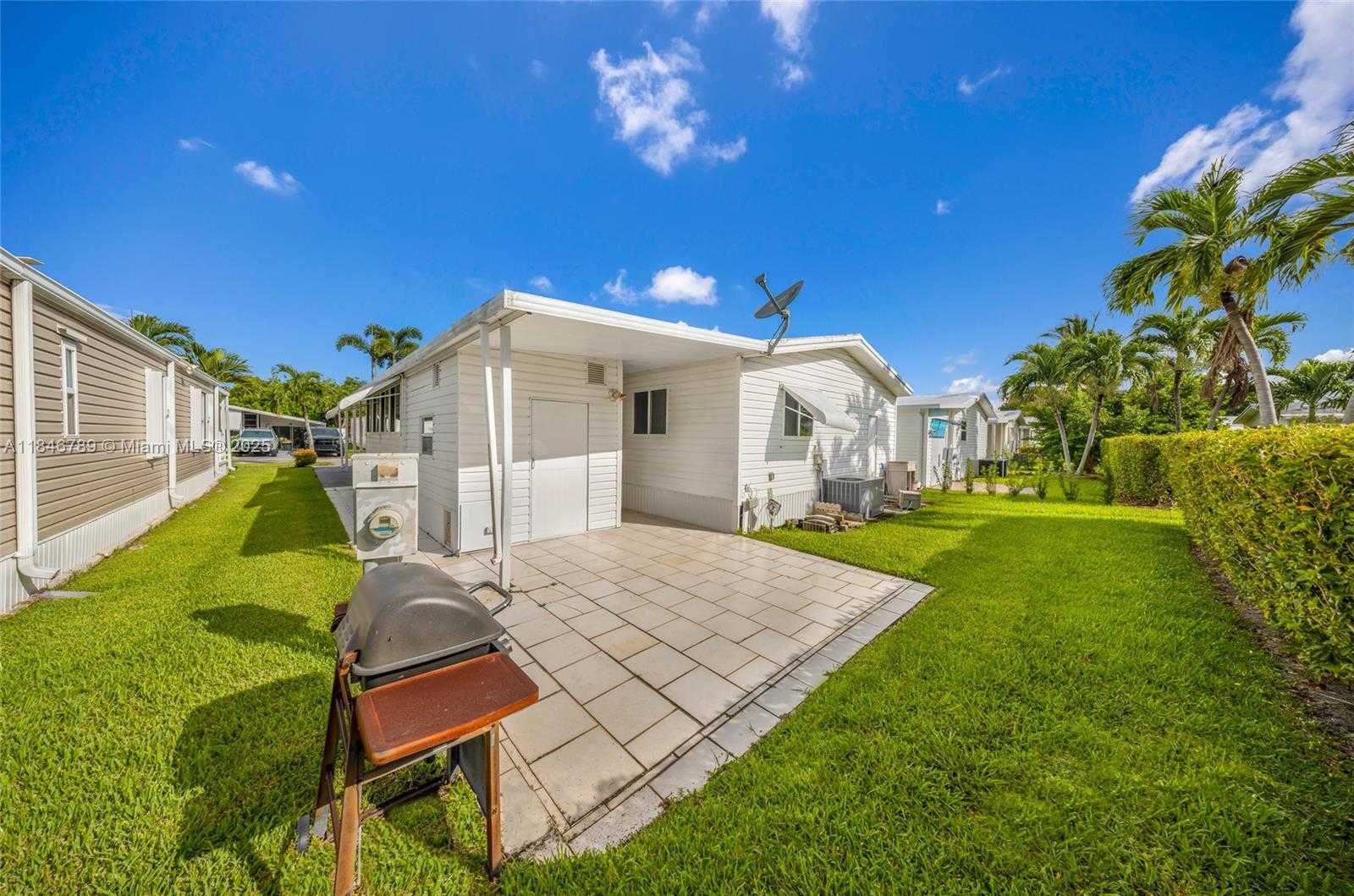 Small Image of 5298 NORTH WEST 4TH TER, Deerfield Beach Number 5