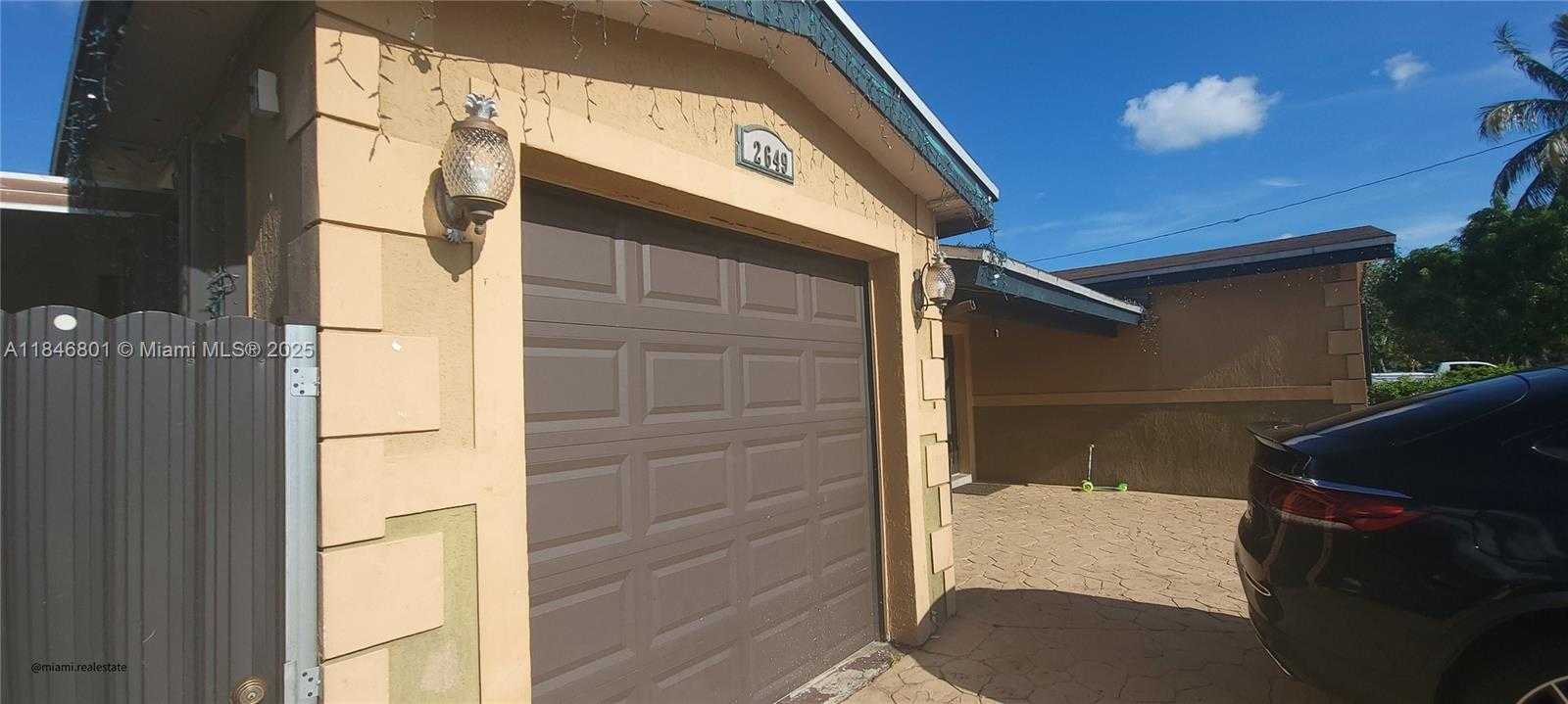 Small Image of 2649 BAHAMA DR, Miramar Number 5