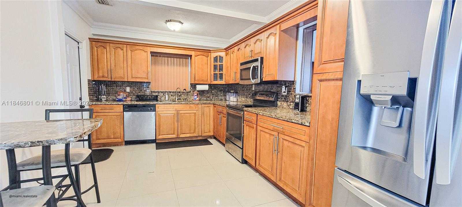 Small Image of 2649 BAHAMA DR, Miramar Number 8