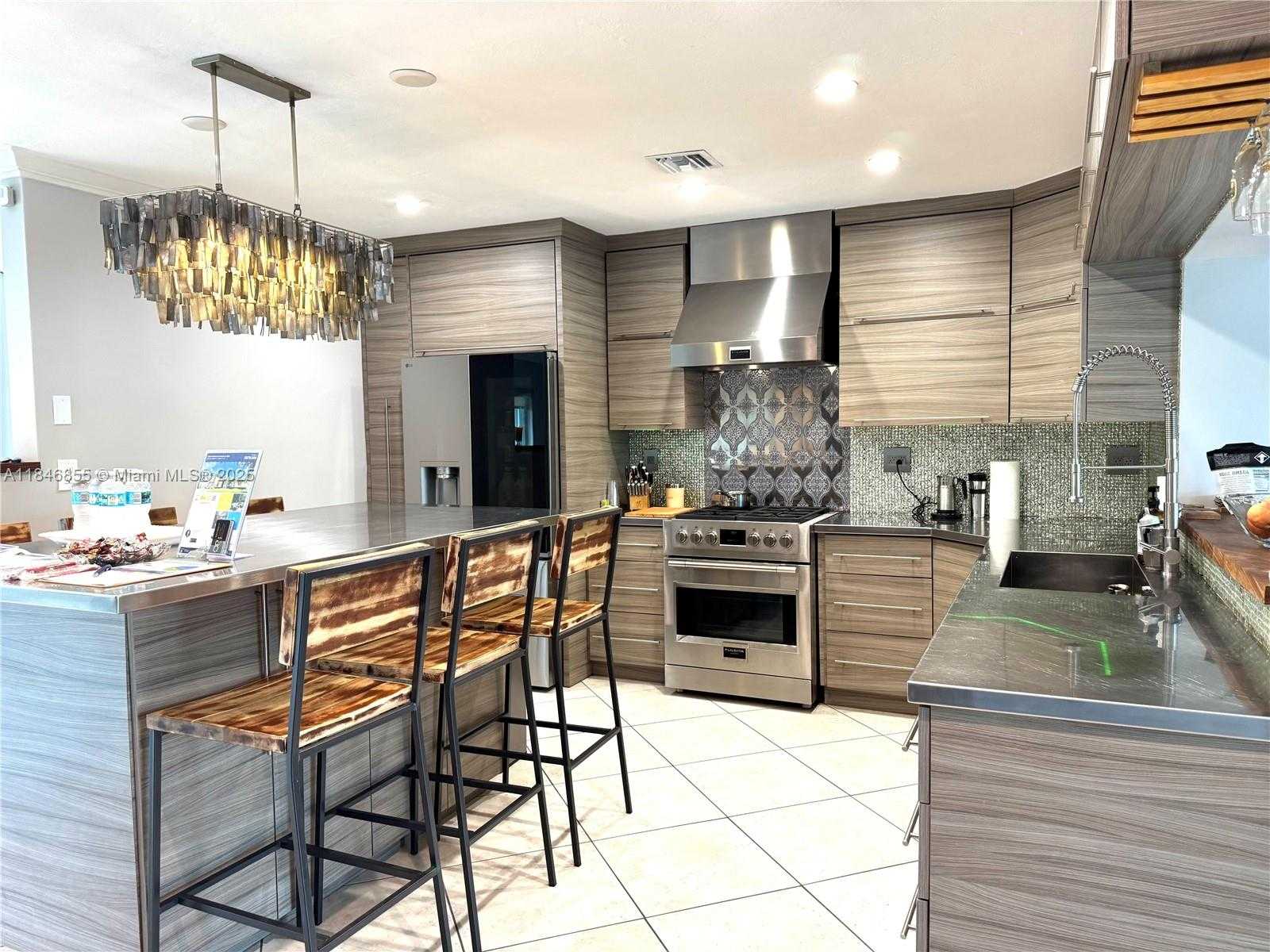 Small Image of 9385 SOUTH WEST 185TH ST, Cutler Bay Number 15
