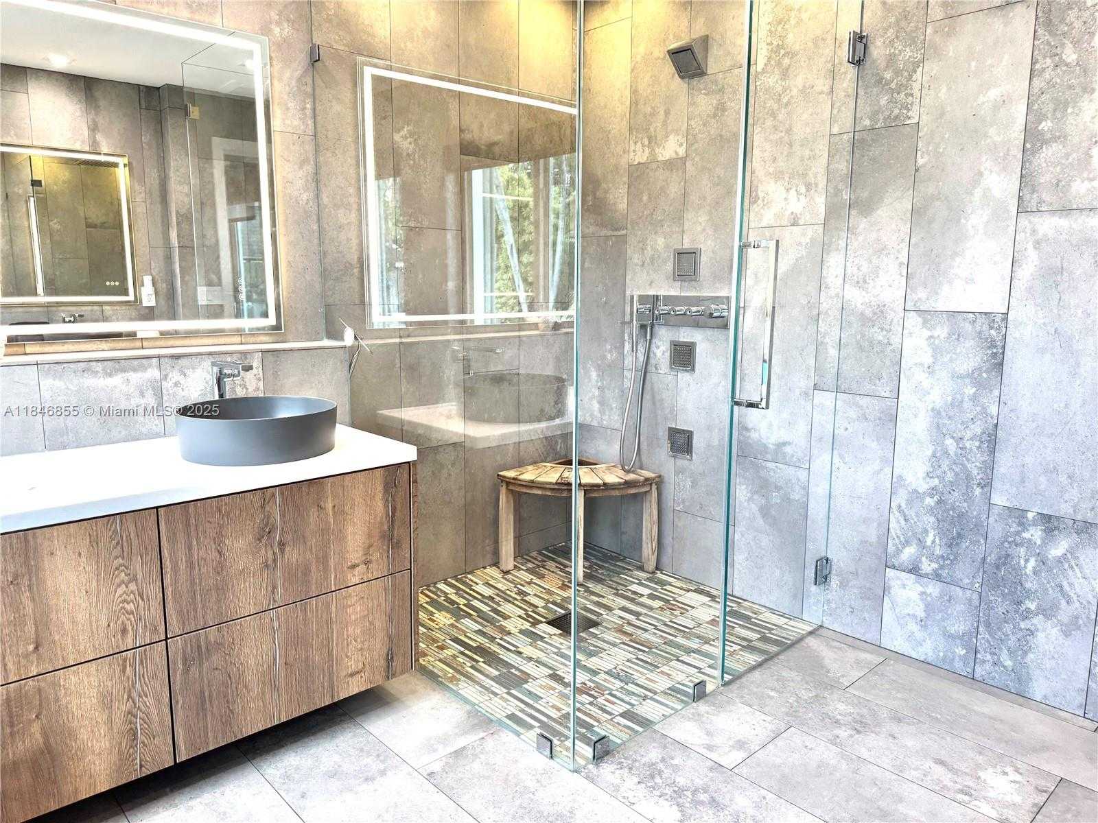 Small Image of 9385 SOUTH WEST 185TH ST, Cutler Bay Number 19