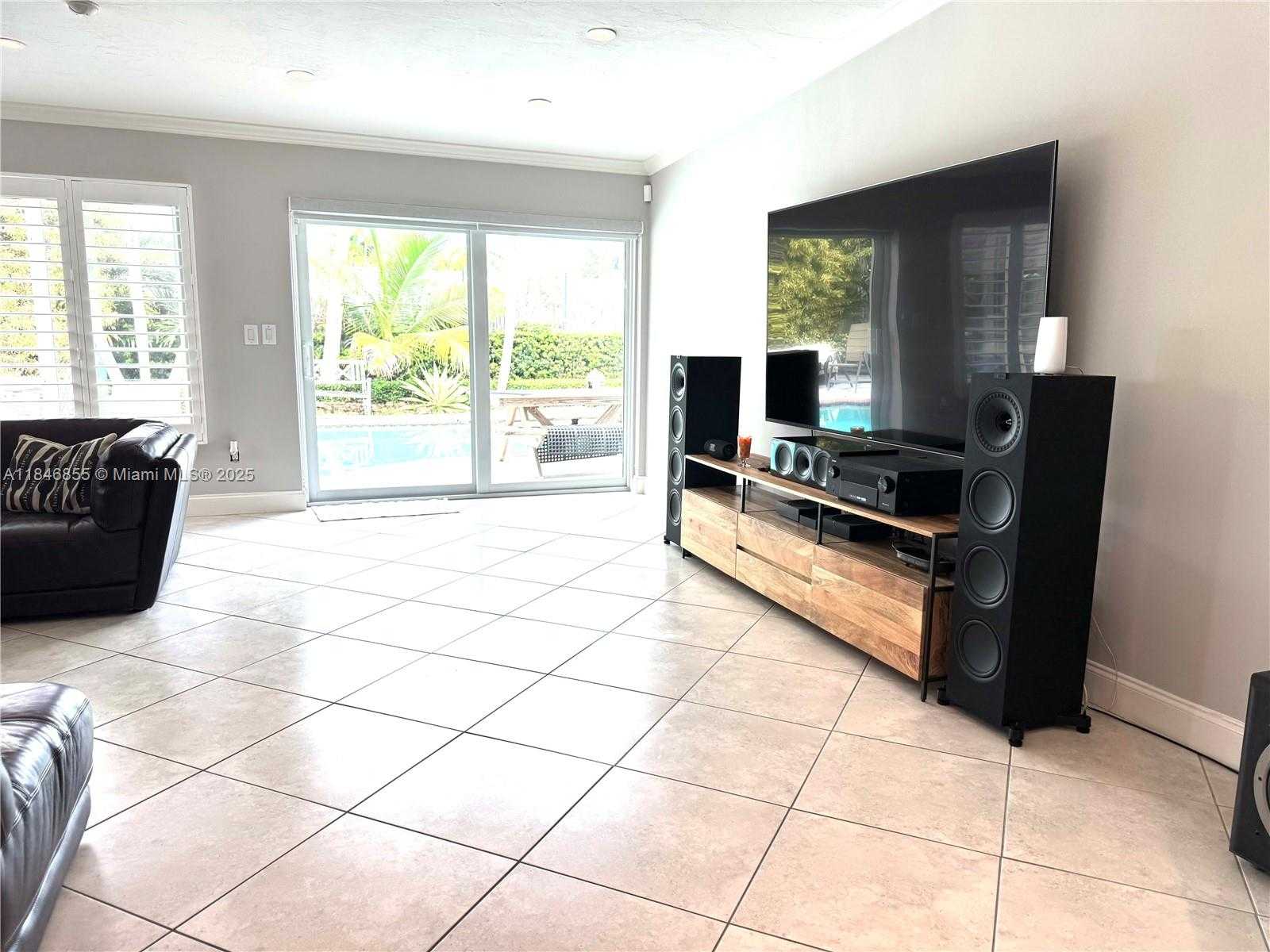 Small Image of 9385 SOUTH WEST 185TH ST, Cutler Bay Number 27