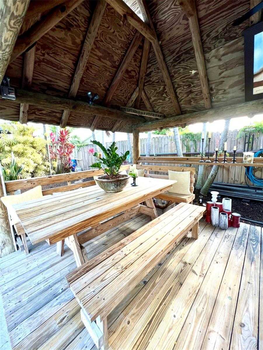 Small Image of 9385 SOUTH WEST 185TH ST, Cutler Bay Number 8