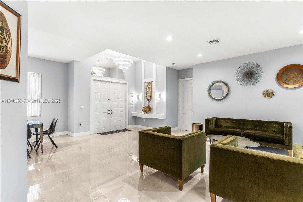 Small Image of 4074 SOUTH WEST 140TH AVE, Davie Number 12