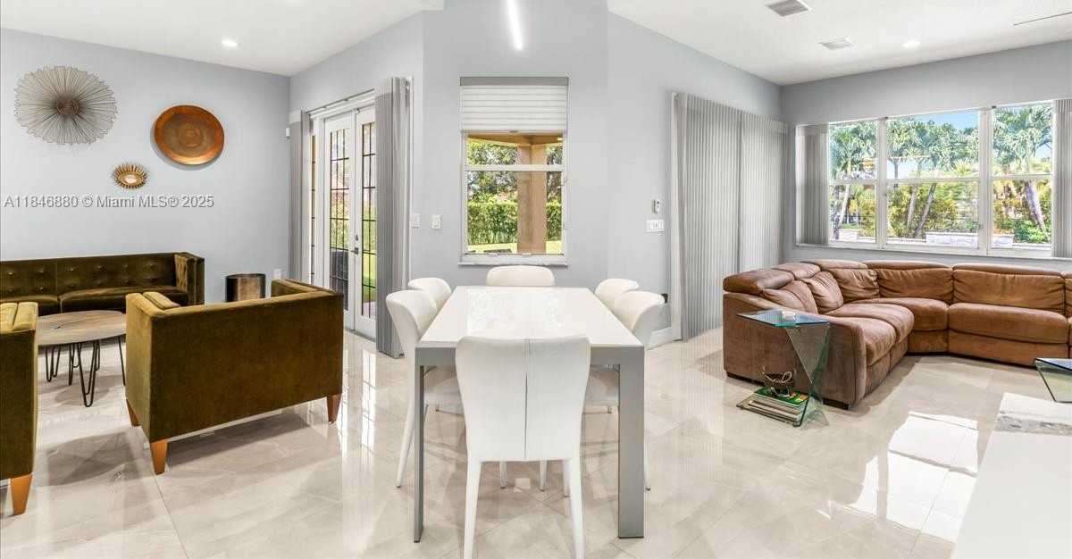 Small Image of 4074 SOUTH WEST 140TH AVE, Davie Number 14
