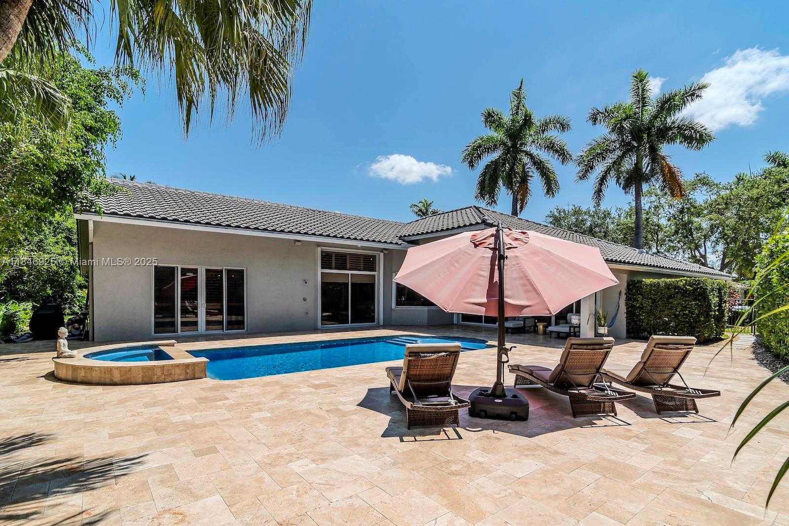 Small Image of 218 EGRET COURT, Weston Number 16