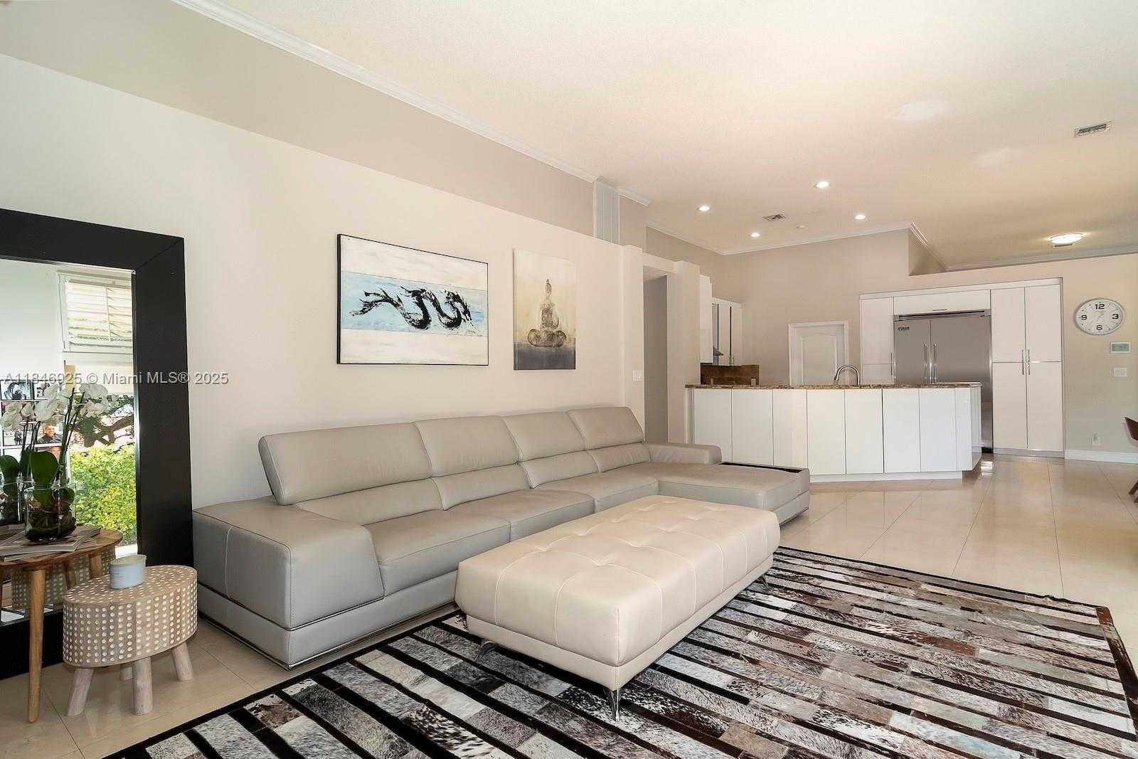 Small Image of 218 EGRET COURT, Weston Number 39