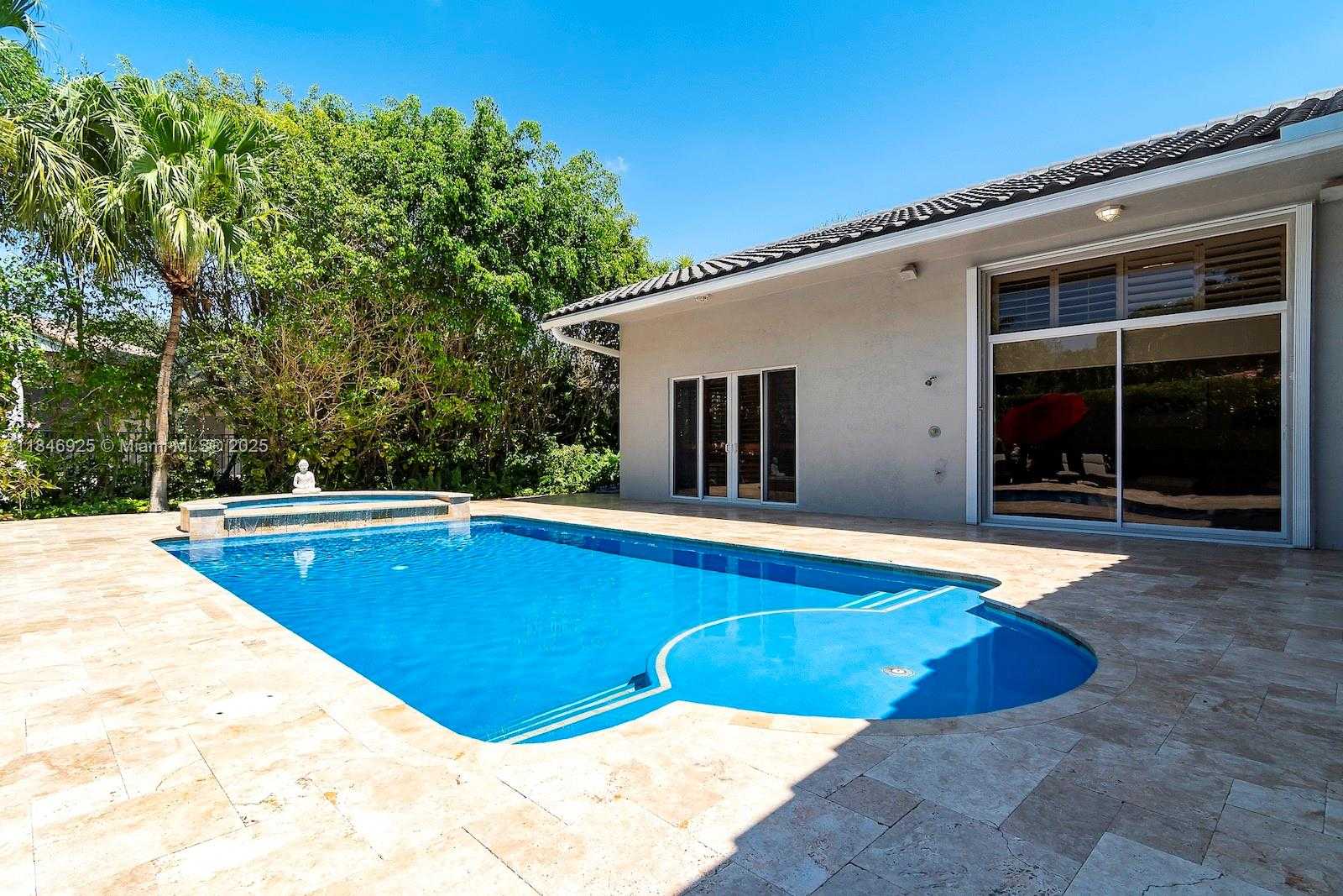 Small Image of 218 EGRET COURT, Weston Number 9
