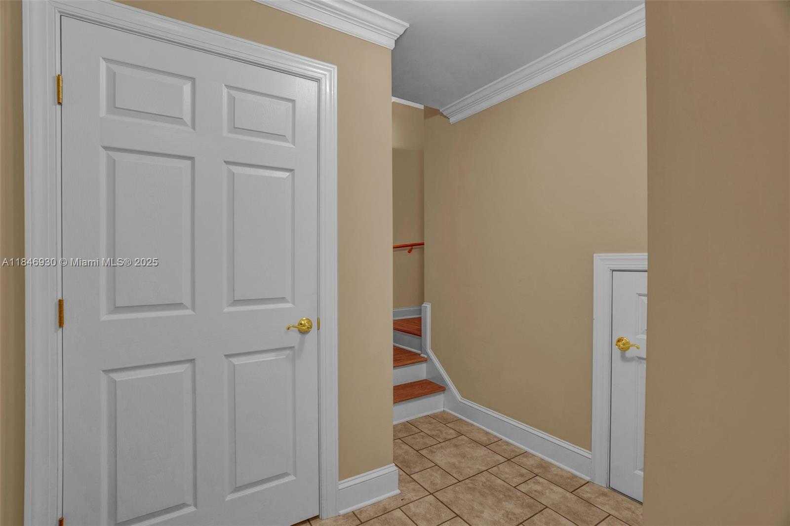 Small Image of 2579 GREY RABBIT RUN, Out of City Number 38