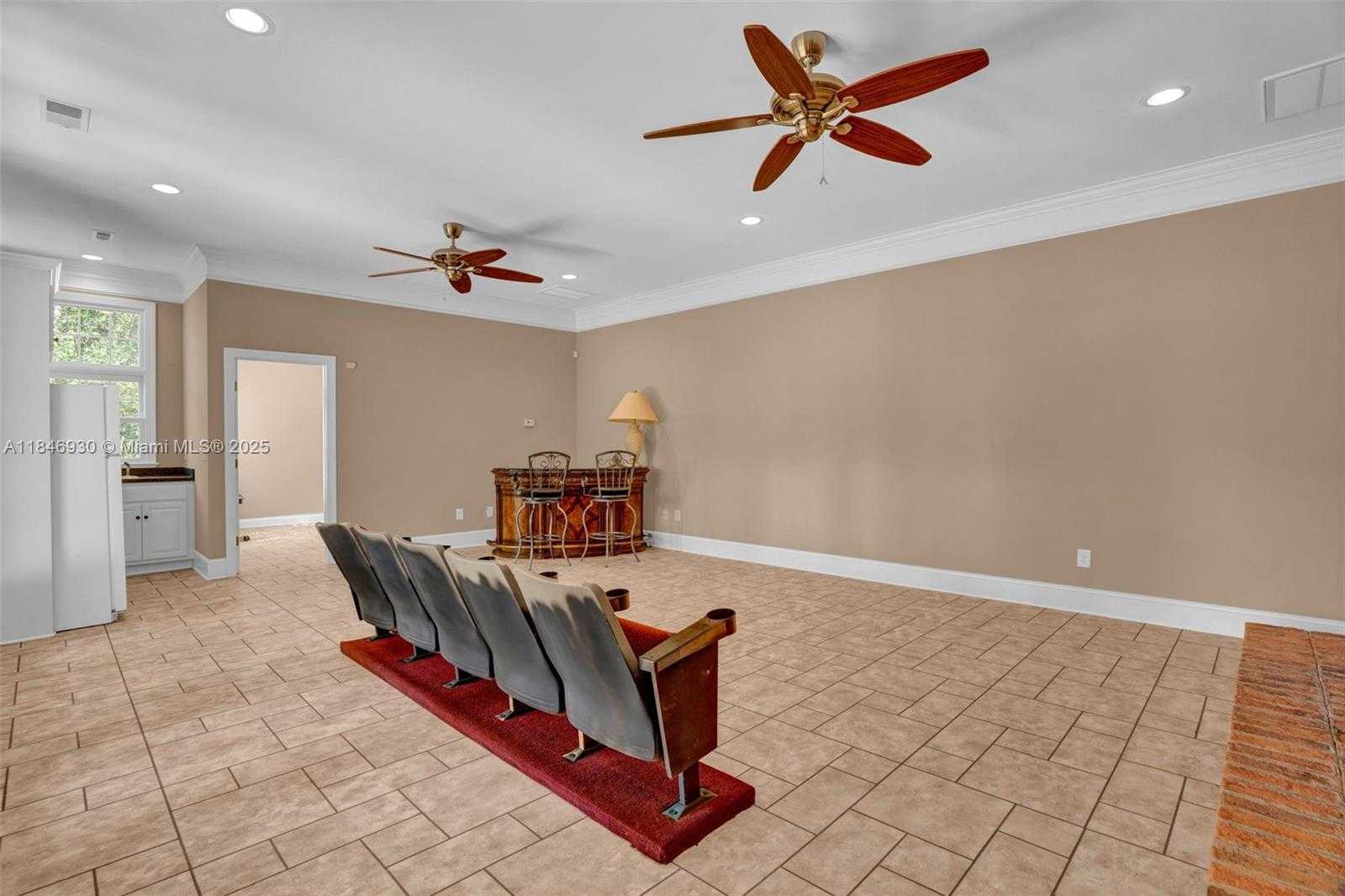 Small Image of 2579 GREY RABBIT RUN, Out of City Number 42