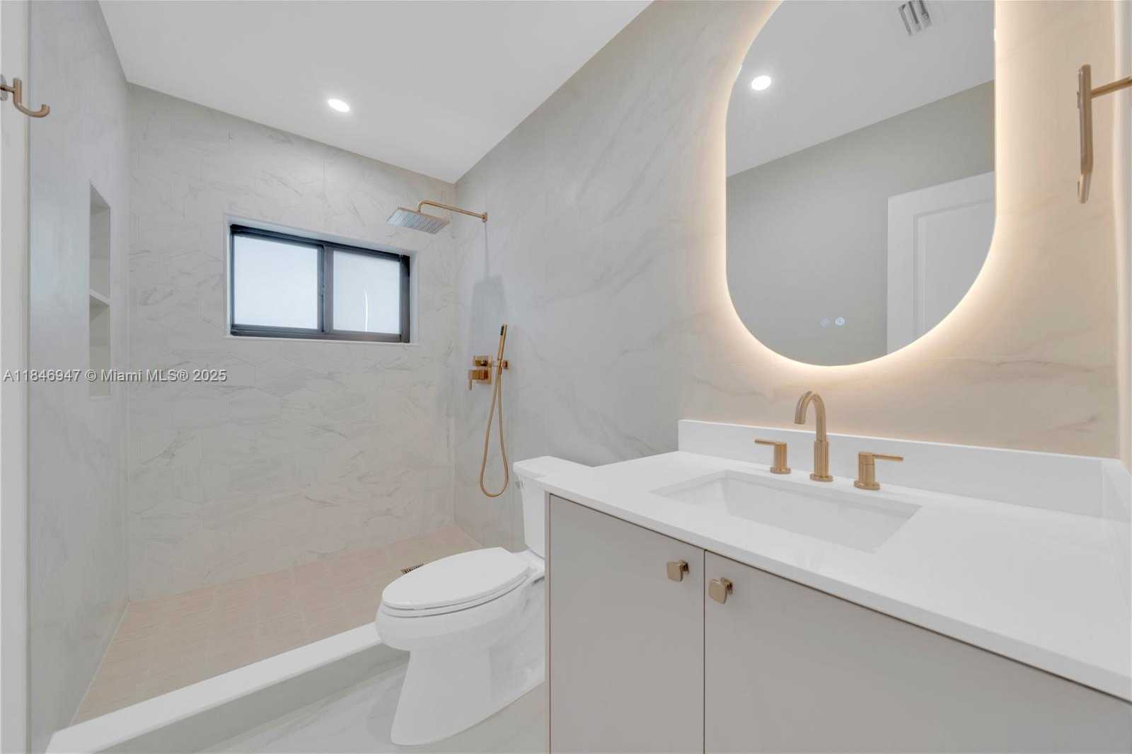Small Image of 9971 CARIBBEAN BLVD, Cutler Bay Number 19