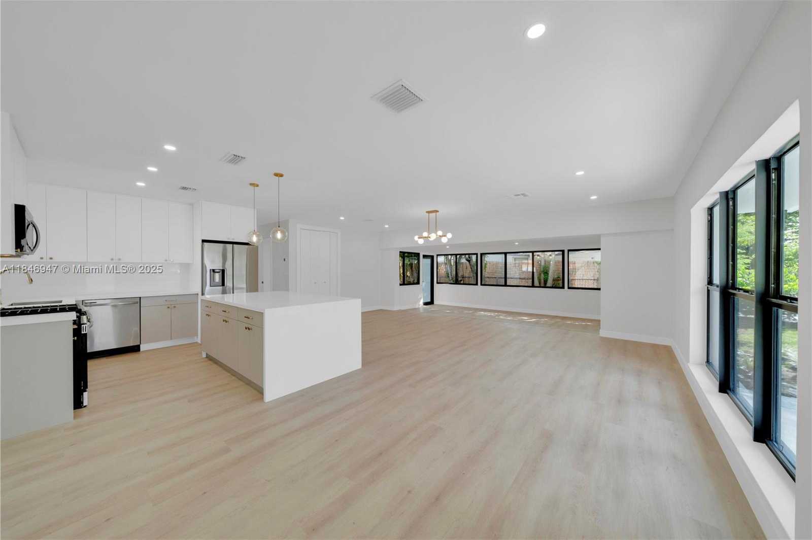Small Image of 9971 CARIBBEAN BLVD, Cutler Bay Number 6